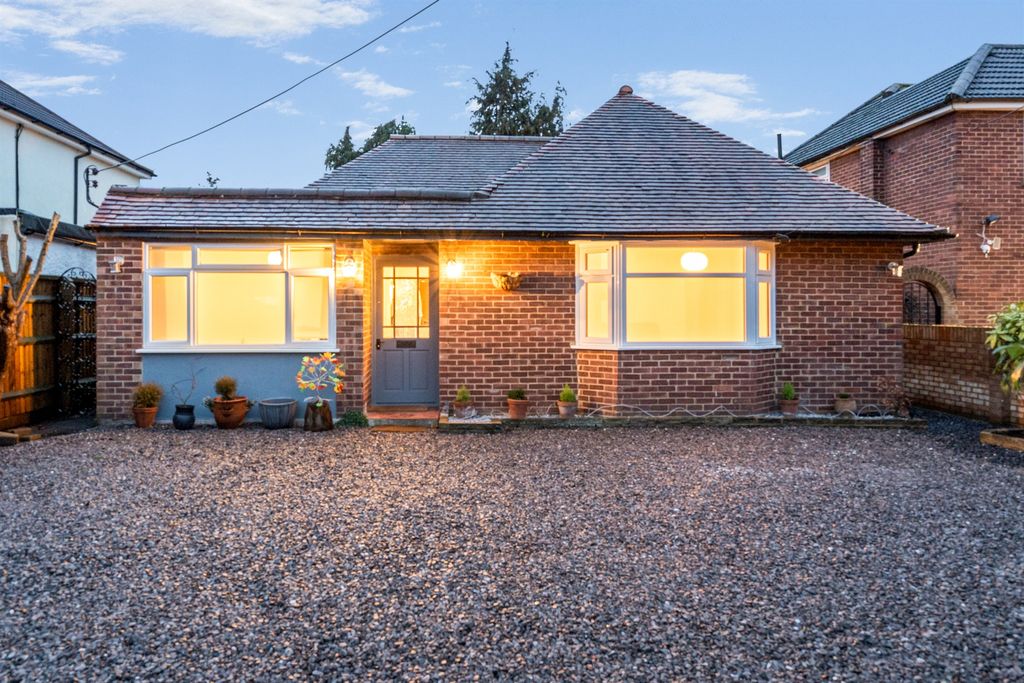 Property photo 1 of 11