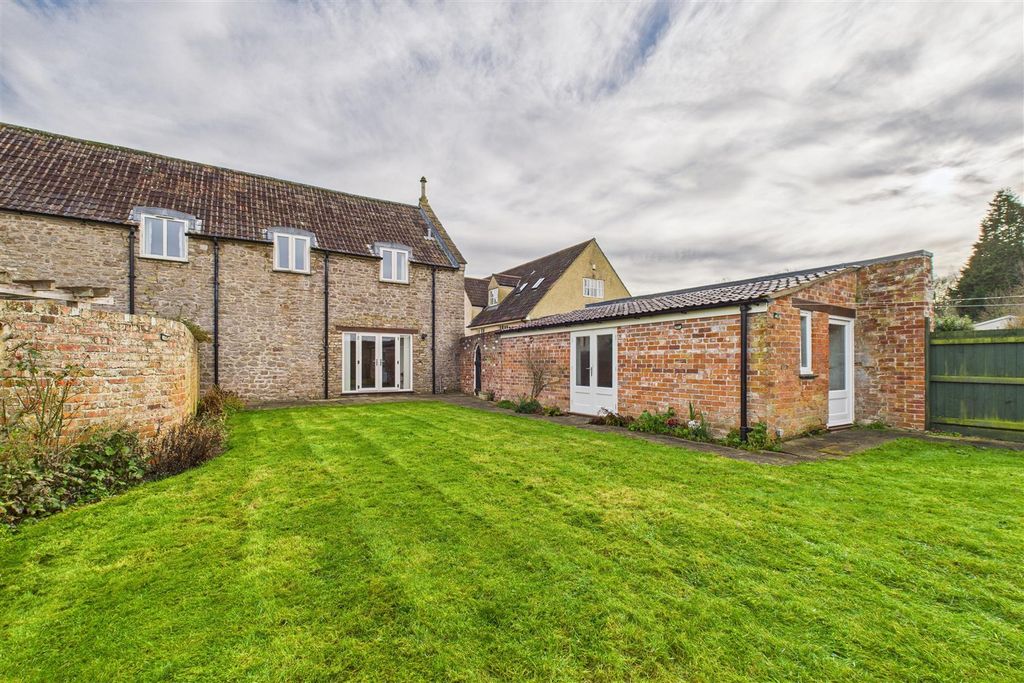 Property photo 3 of 37 The Coach House, Mumbleys Lane, Thornbury, Bs35 3J