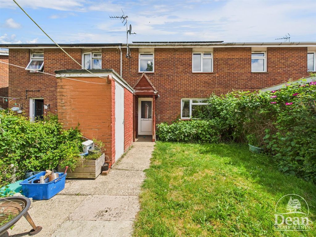 Property photo 3 of 13