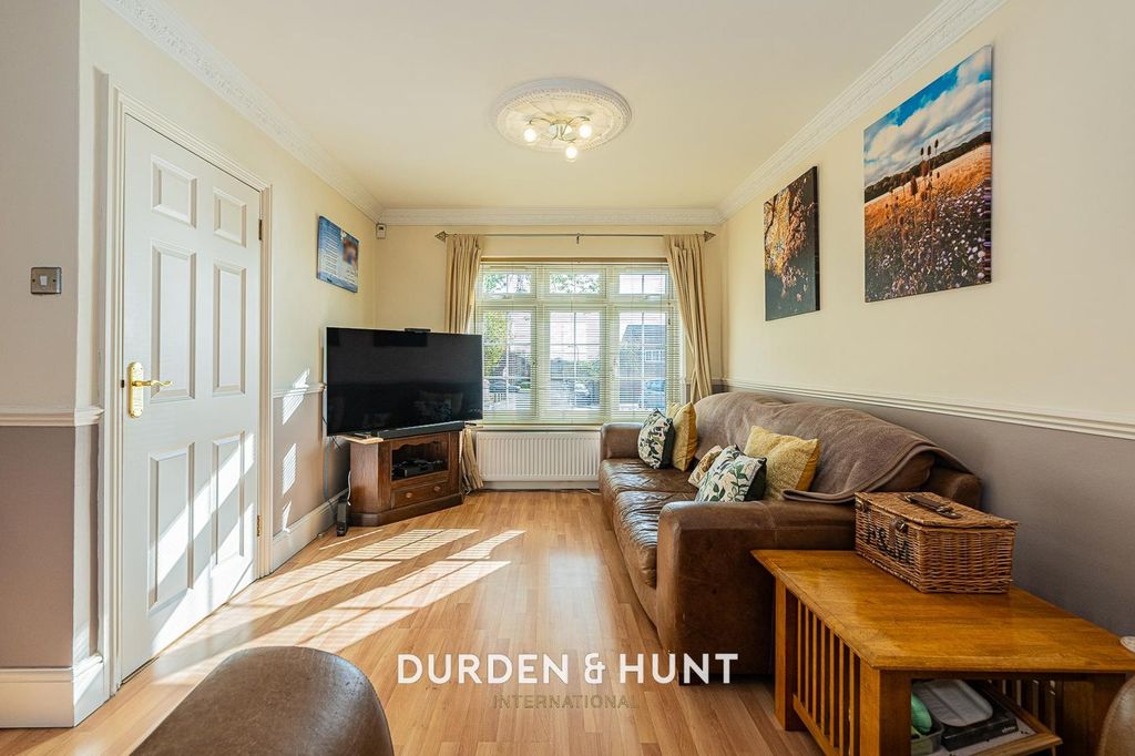 Property photo 2 of 20 Hannards-18.Jpg