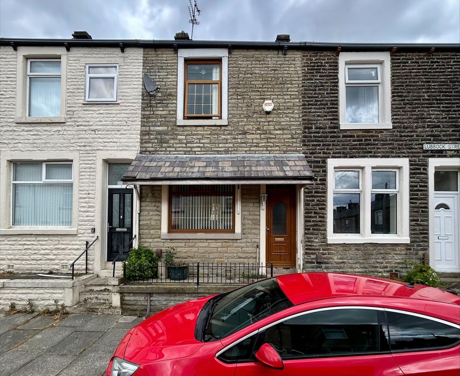 Property photo 1 of 12