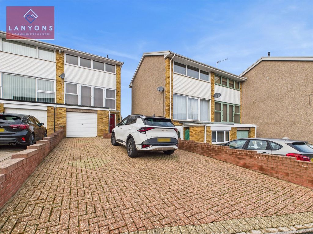 Property photo 1 of 21 Picture No. 33