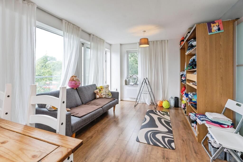 Property photo 2 of 10 Lounge Area.Jpeg