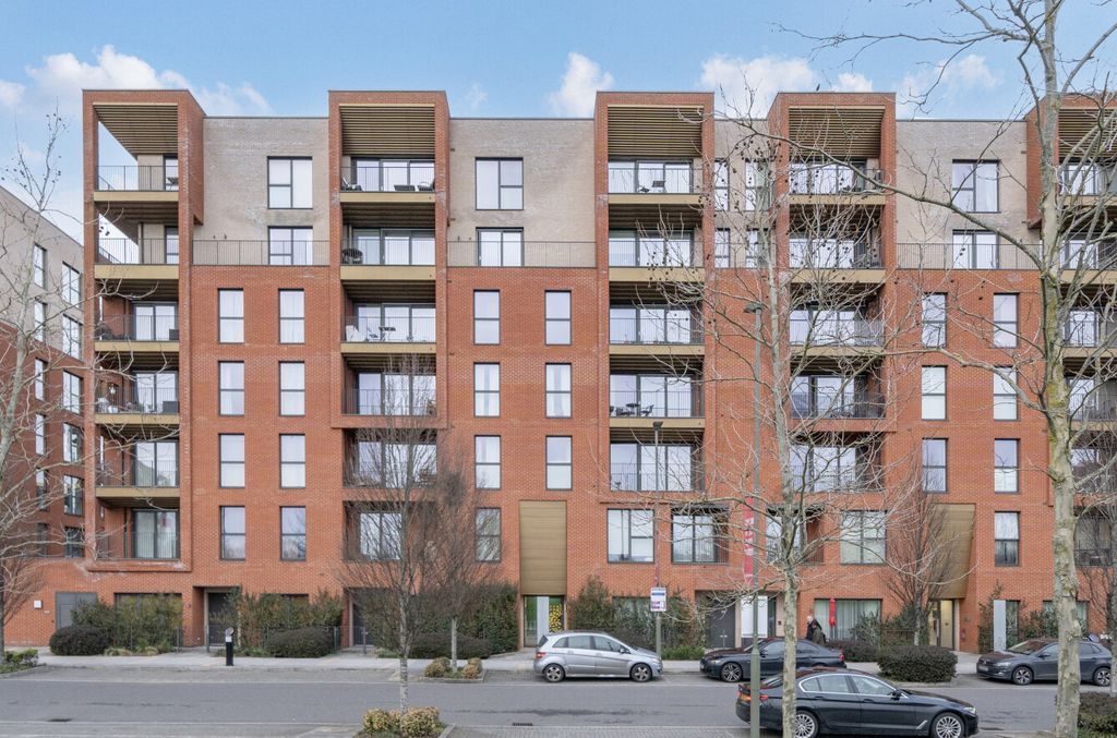 Property photo 1 of 16 1416023-3-69949ce...