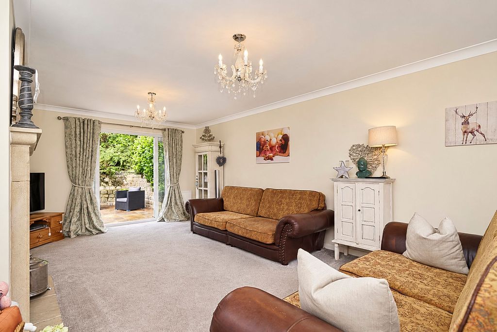 Property photo 2 of 65