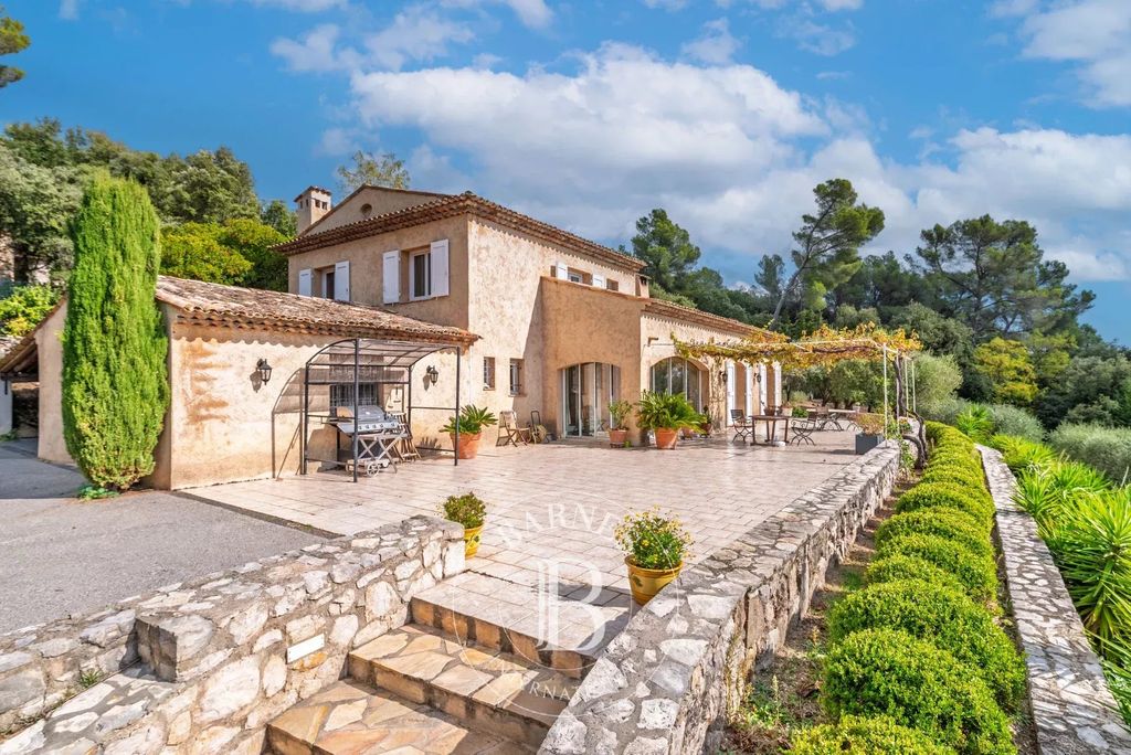 Property photo 3 of 21