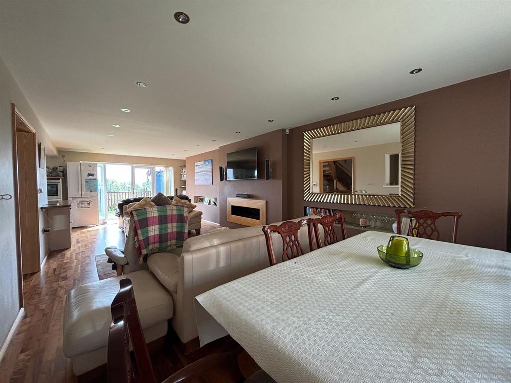 Additional image 6 of 6 bed detached house for saleStradey Hill, Pwll SA15