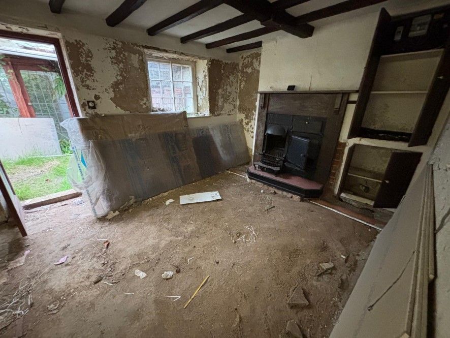 Property photo 2 of 11