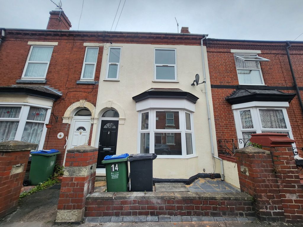 Property photo 1 of 15