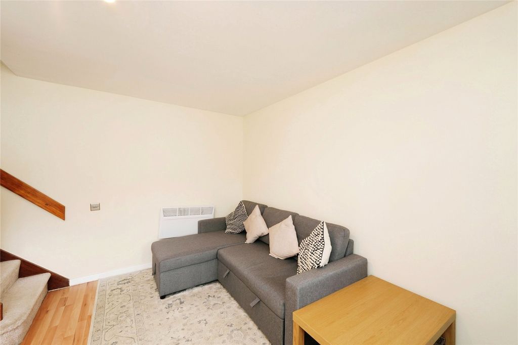 Property photo 3 of 12 Picture No. 03
