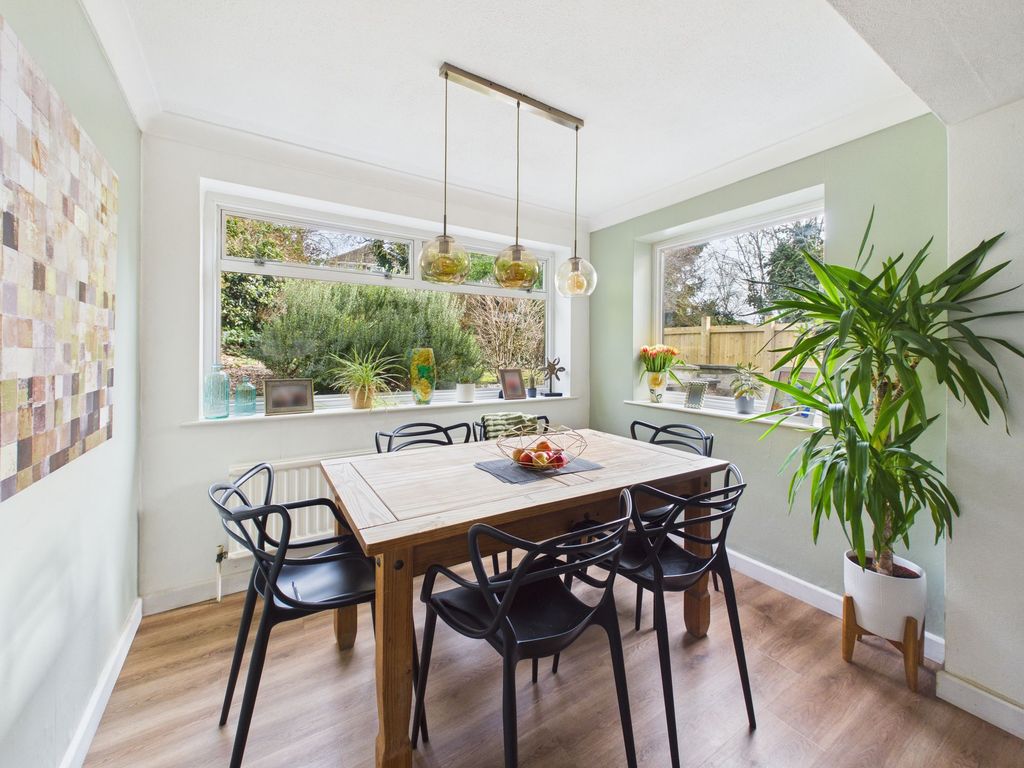 Property photo 3 of 16 Dining Area