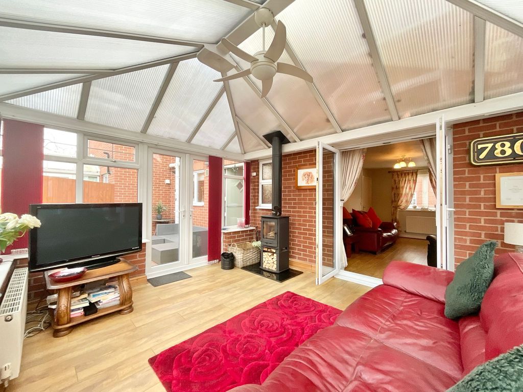 Property photo 3 of 24