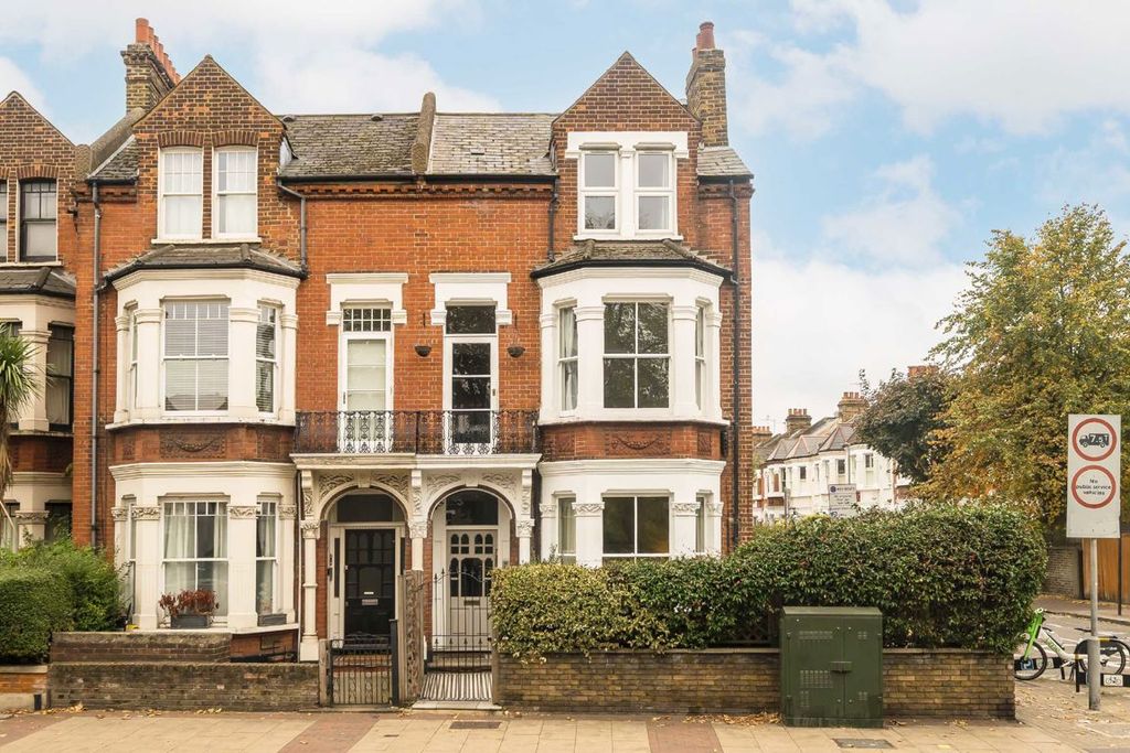 Property photo 1 of 7