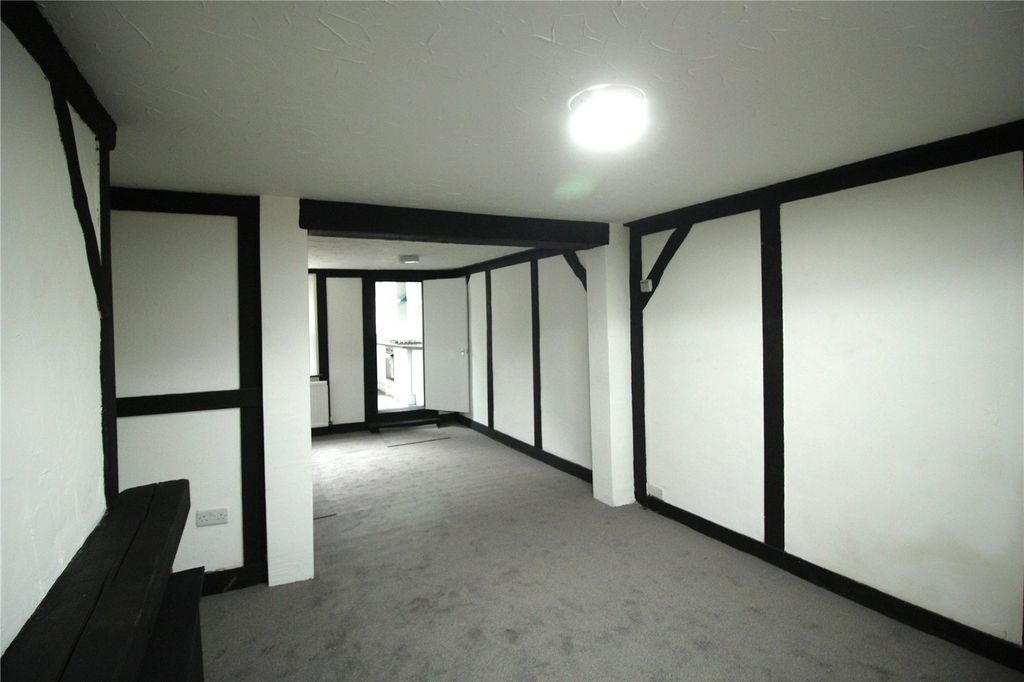 Property photo 2 of 10 Picture No. 07