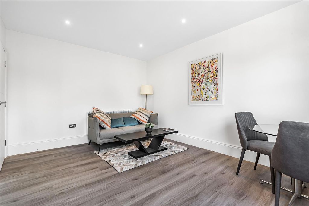 Property photo 2 of 9 685686 (2).Jpg