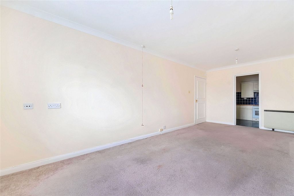Property photo 3 of 10 Picture No. 06