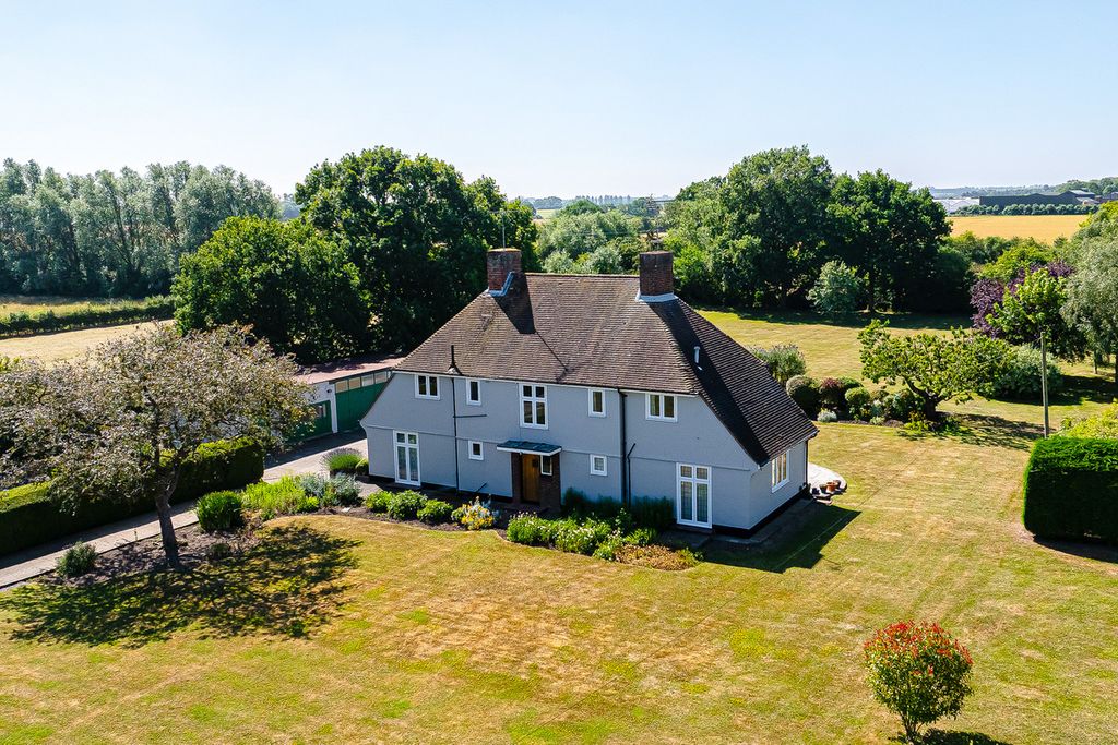 Property photo 1 of 50