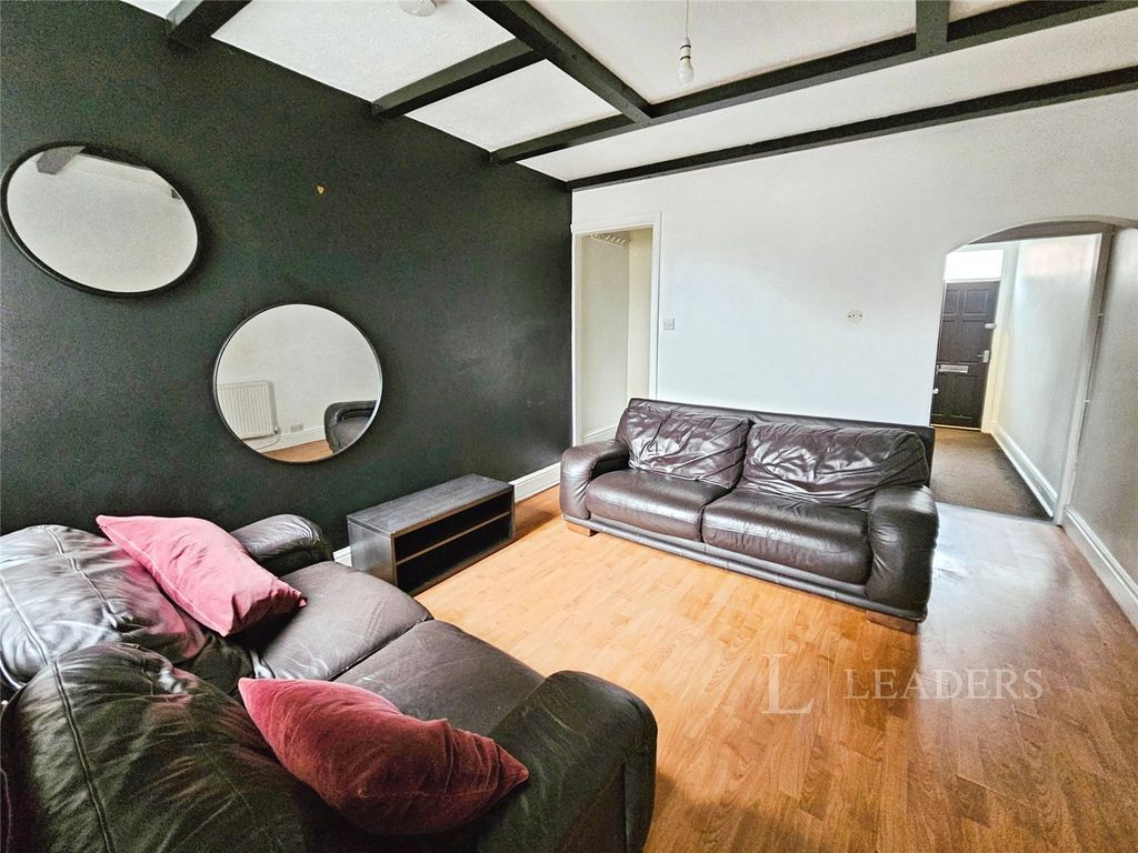 Property photo 2 of 11 Picture No. 05