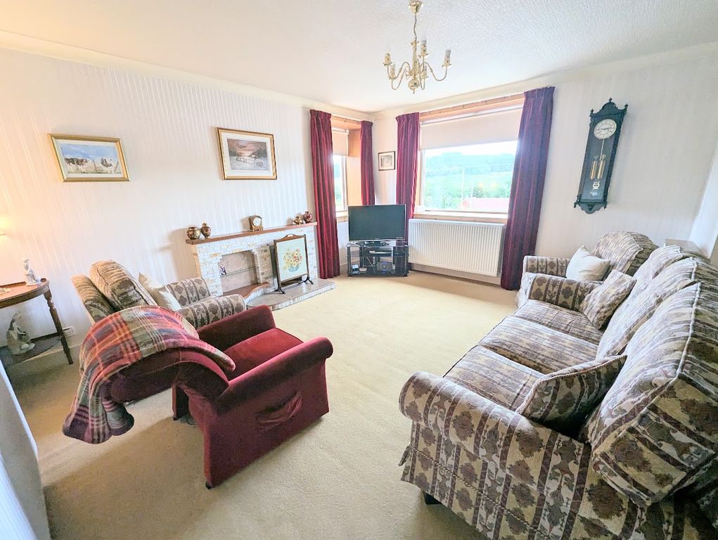 Property photo 2 of 35