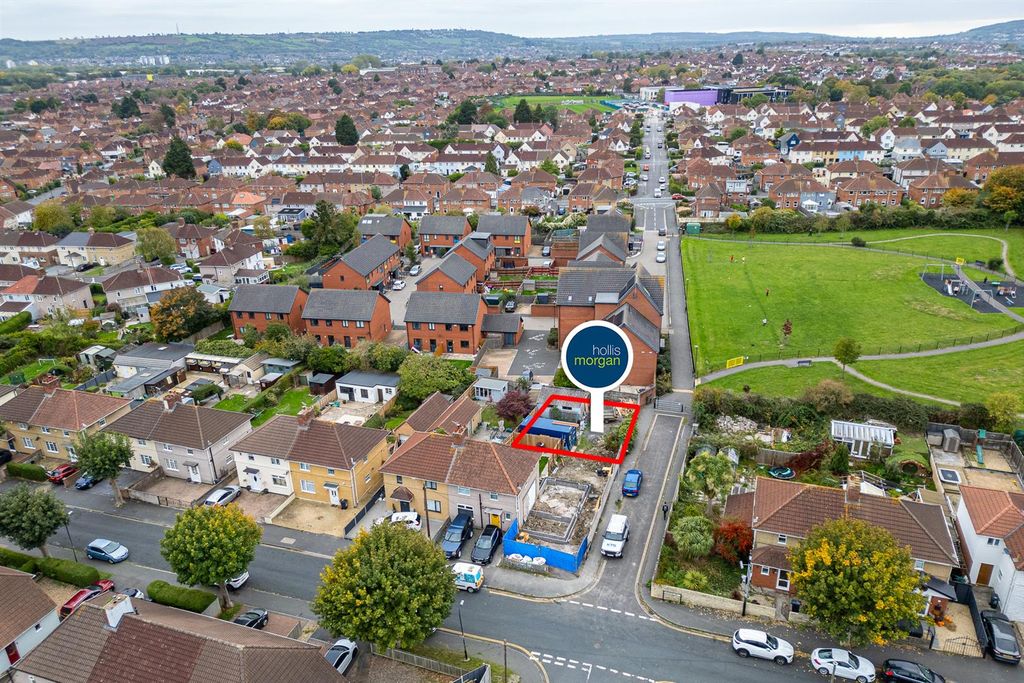Property photo 1 of 12 Land To Rear Of 87 Queenshill Road, Knowle, Bristo
