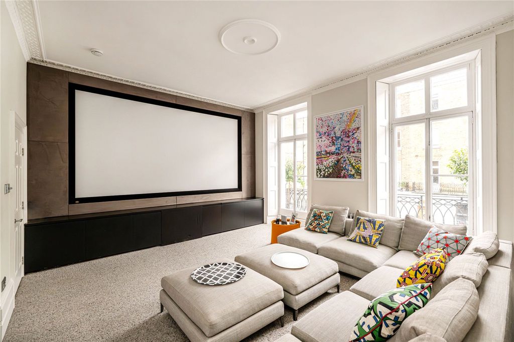 Property photo 2 of 37 Picture No. 43