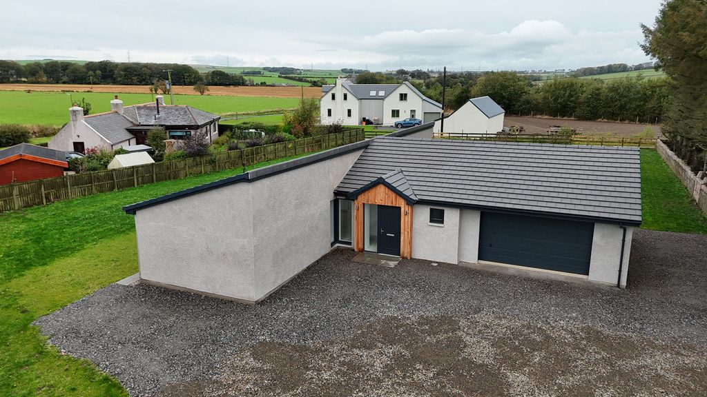 Property photo 2 of 29