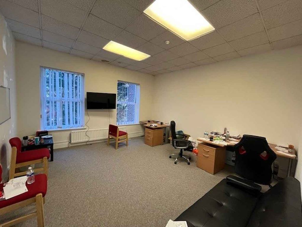 Property photo 2 of 4