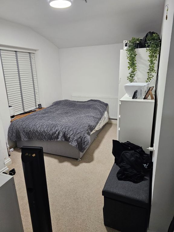 Property photo 2 of 12 Gallery