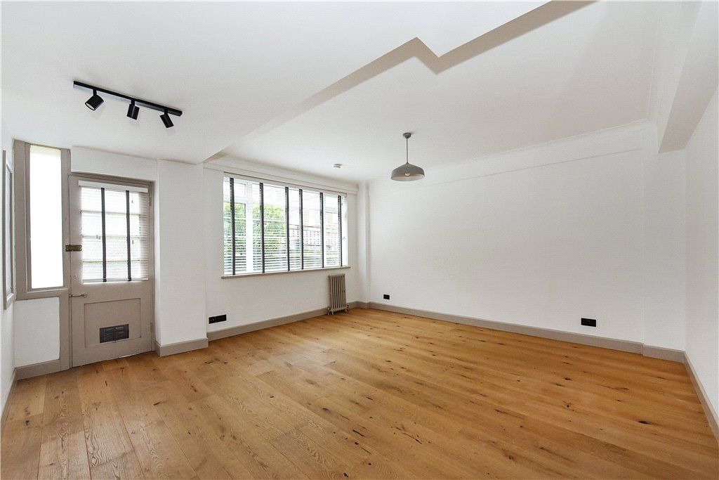 Property photo 3 of 14 Picture No. 07