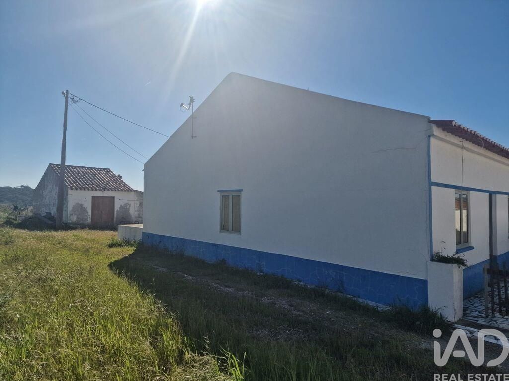 Property photo 2 of 8