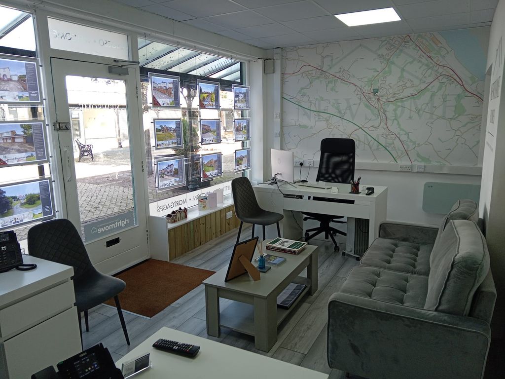 Property photo 3 of 4