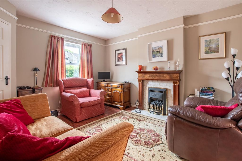 Property photo 2 of 12 Dsc_8473-Hdr-2.Jpg