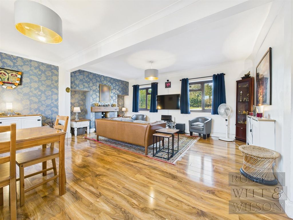 Property photo 3 of 29