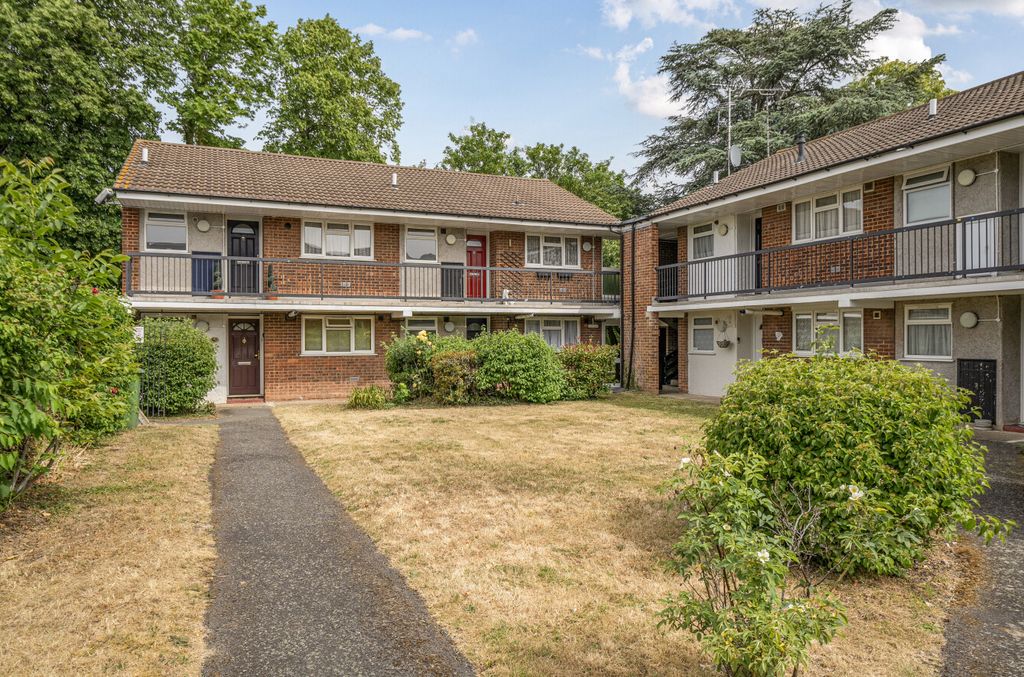 Property photo 1 of 14 1469714-1-6A195F6...