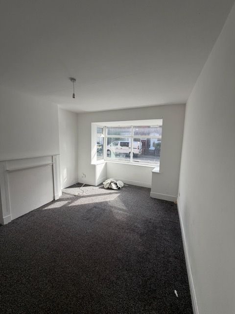 Property photo 3 of 15 28d24Bcb-1Ad5-4343-B480-1A6832c06Cf3