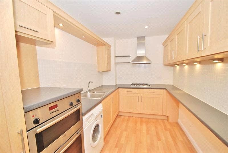 Property photo 2 of 8 Picture No. 10