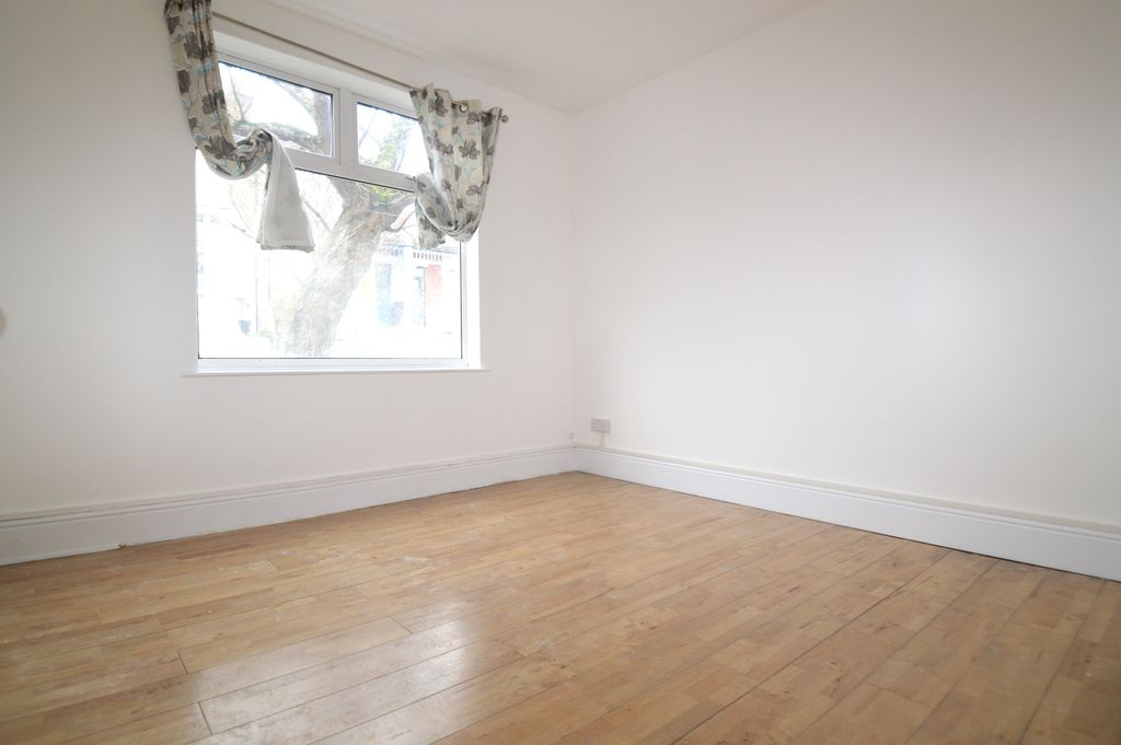 Property photo 3 of 8 Dsc_0883