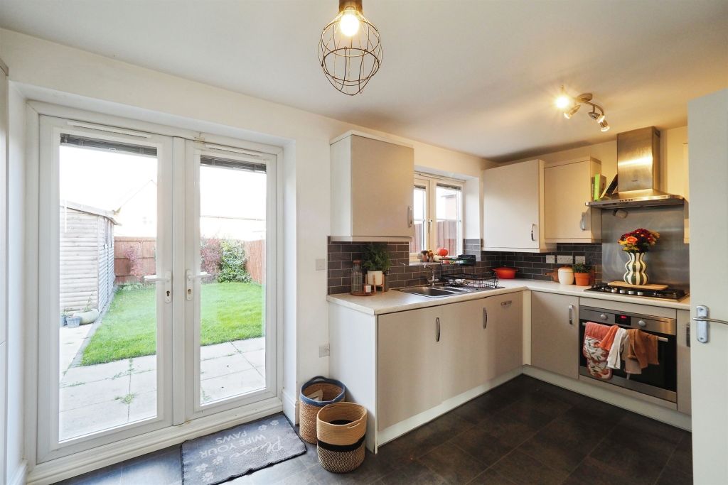 Property photo 3 of 18