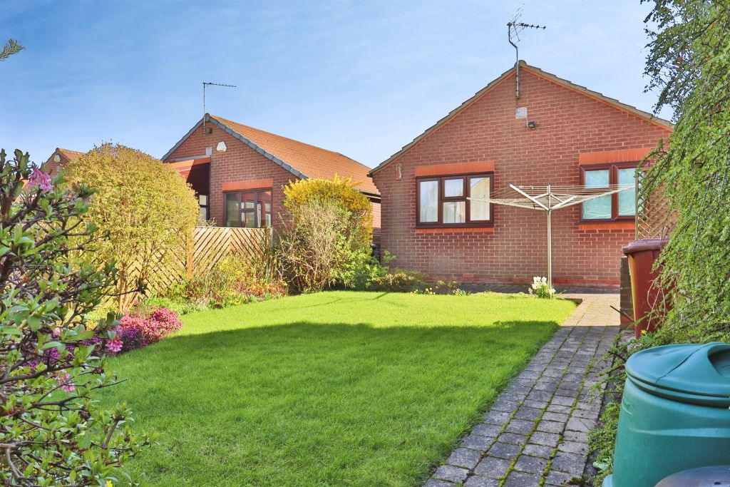 Property photo 2 of 12