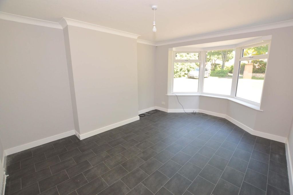 Property photo 2 of 15 11.Jpg