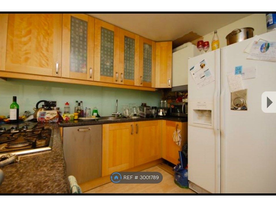 Property photo 2 of 8 Open Plan Kitchen