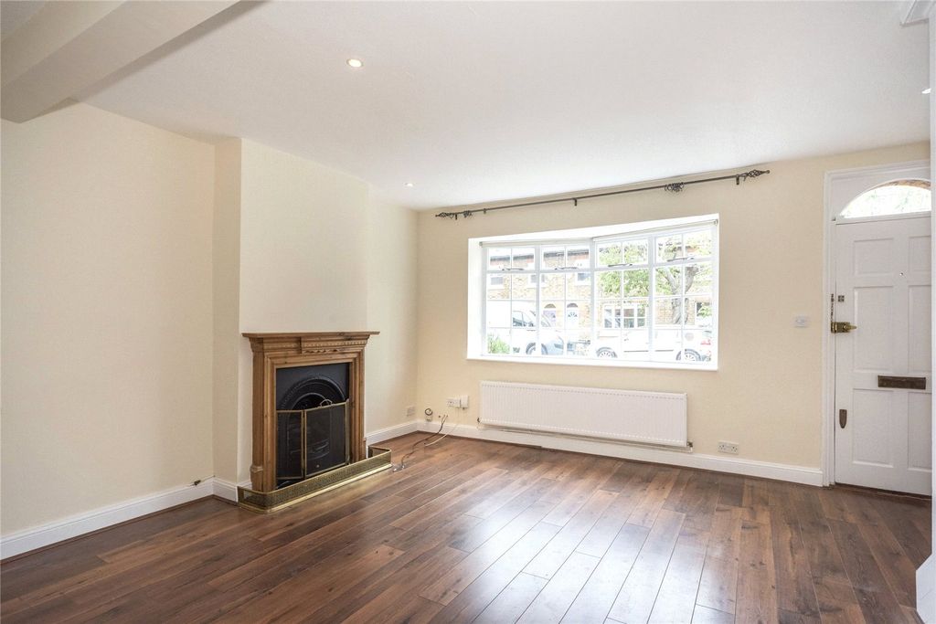 Property photo 3 of 8 Picture No. 02