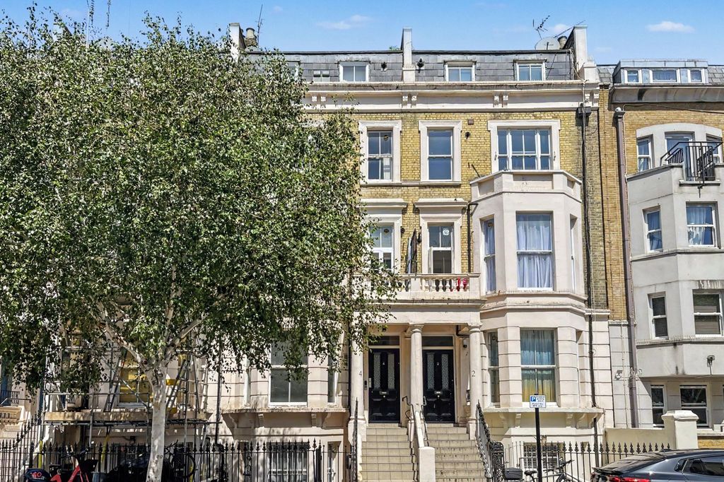Property photo 1 of 11 4B Longridge Road, Earl's Court, London Sw5 9Sl