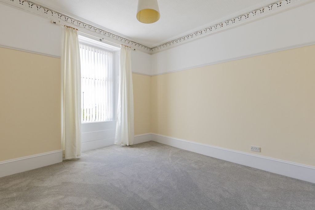Additional image 7 of 3 bed flat for saleEccles Road, Argyll & Bute PA23