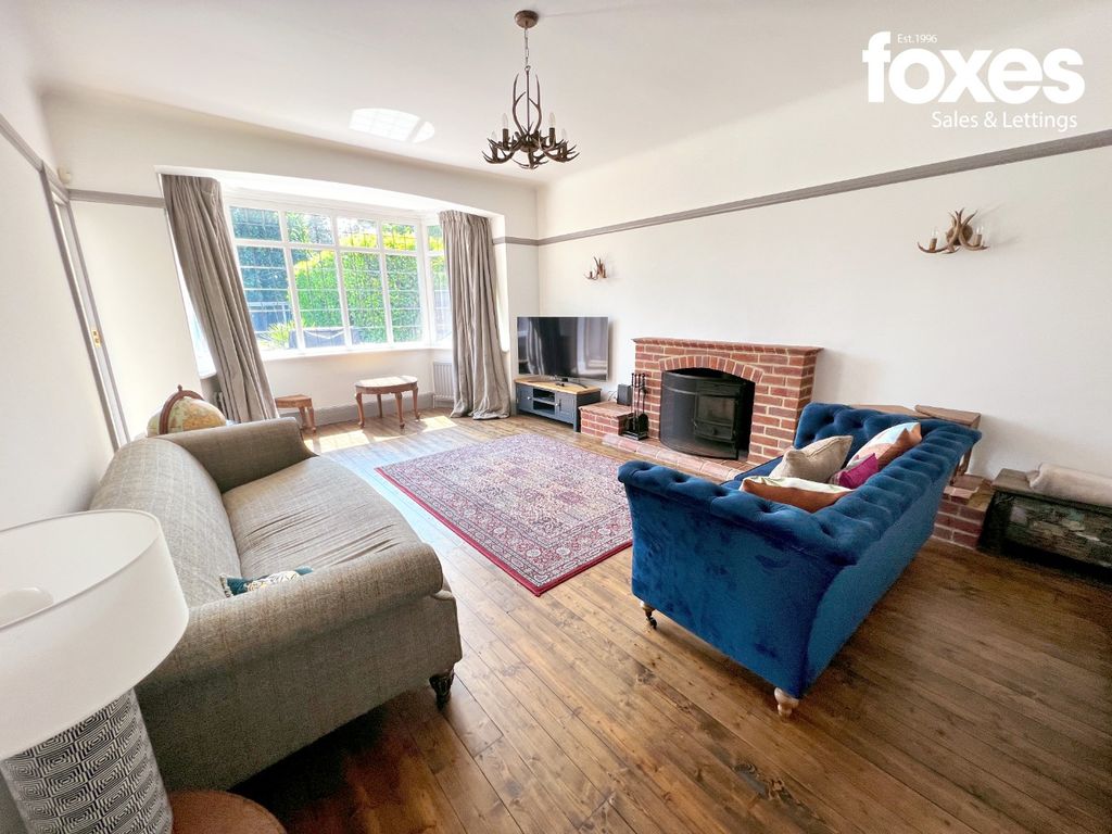 Property photo 3 of 25 2824463
