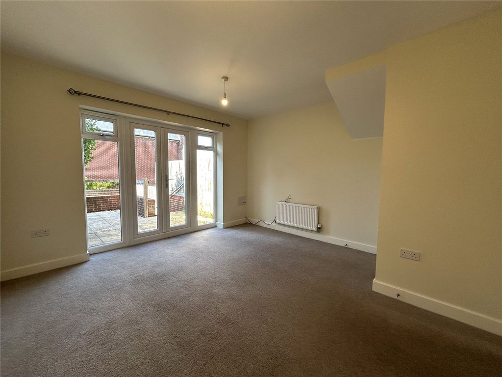 Property photo 2 of 13 Picture No. 01