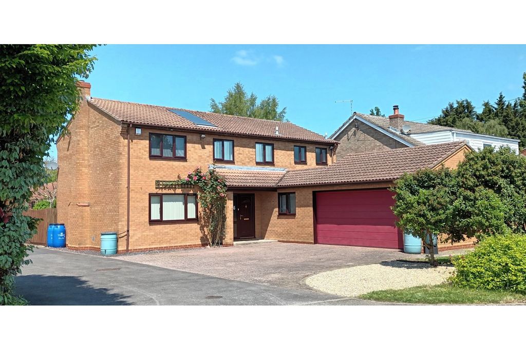 Property photo 1 of 16
