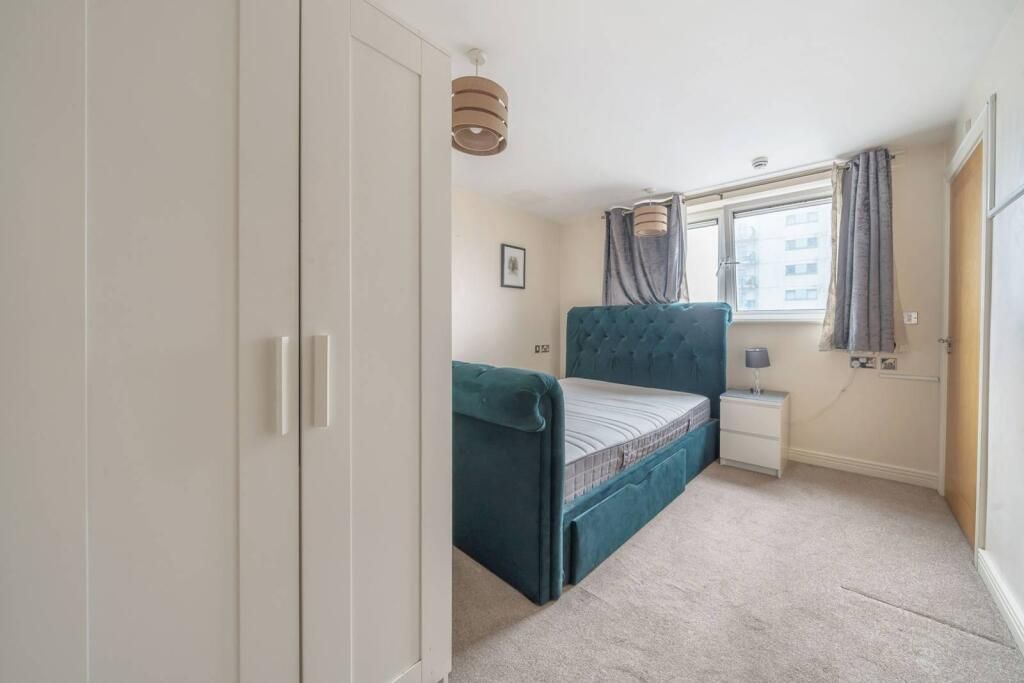 Property photo 2 of 5 Gallery