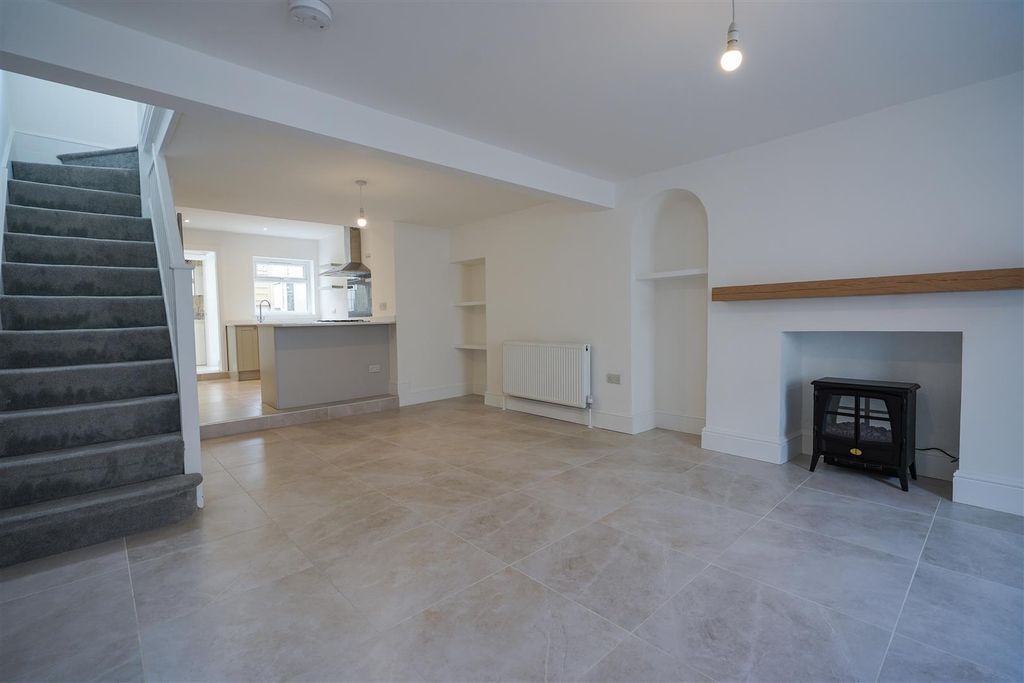 Property photo 3 of 29 Dsc00034.Jpg