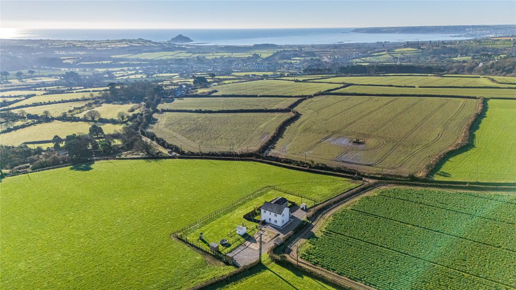 Property photo 2 of 26 Picture No. 02